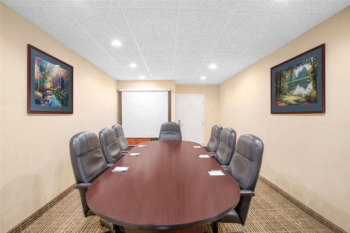 Meeting facility